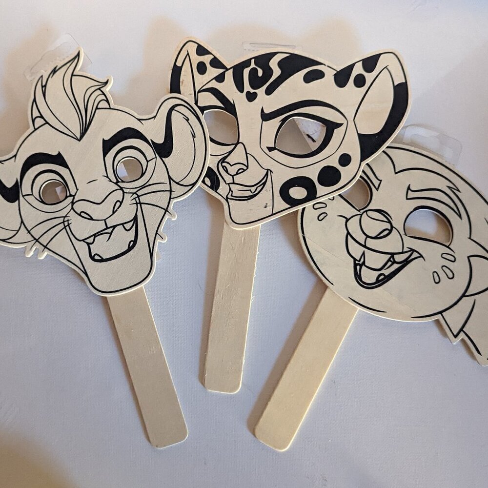 NWT Lion King Bundle 3 Wood Masks Disney Family Crafts Michael's